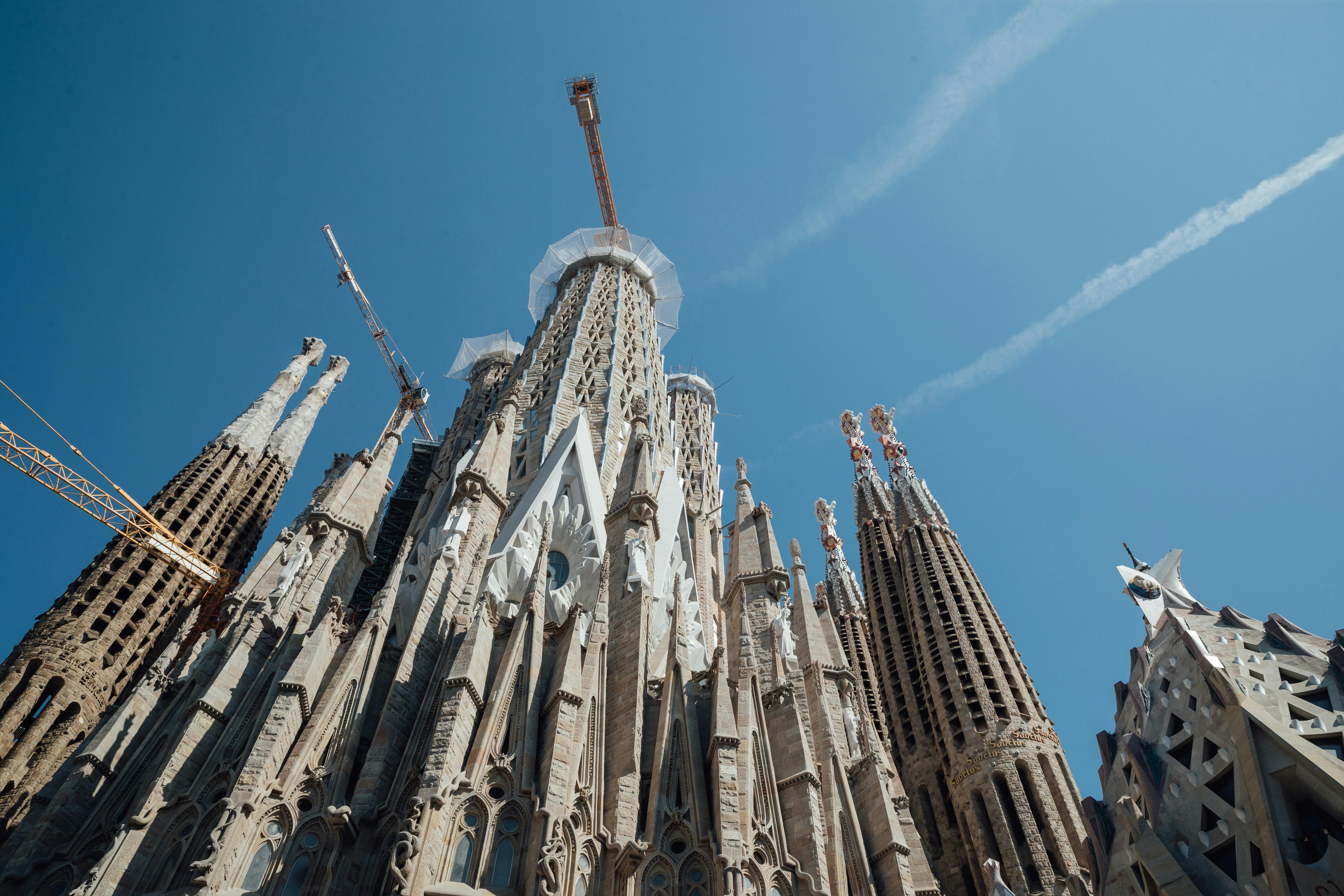 The majestic Sagrada Familia by Antoni Gaudí.